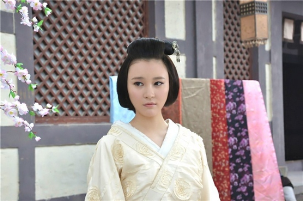 云姜王的女人_宫女云姜避和亲,妙弋争后,海天乐儿情路波折 云姜王的女人_宫女云姜避和亲,妙弋争后,海天乐儿情路波折
